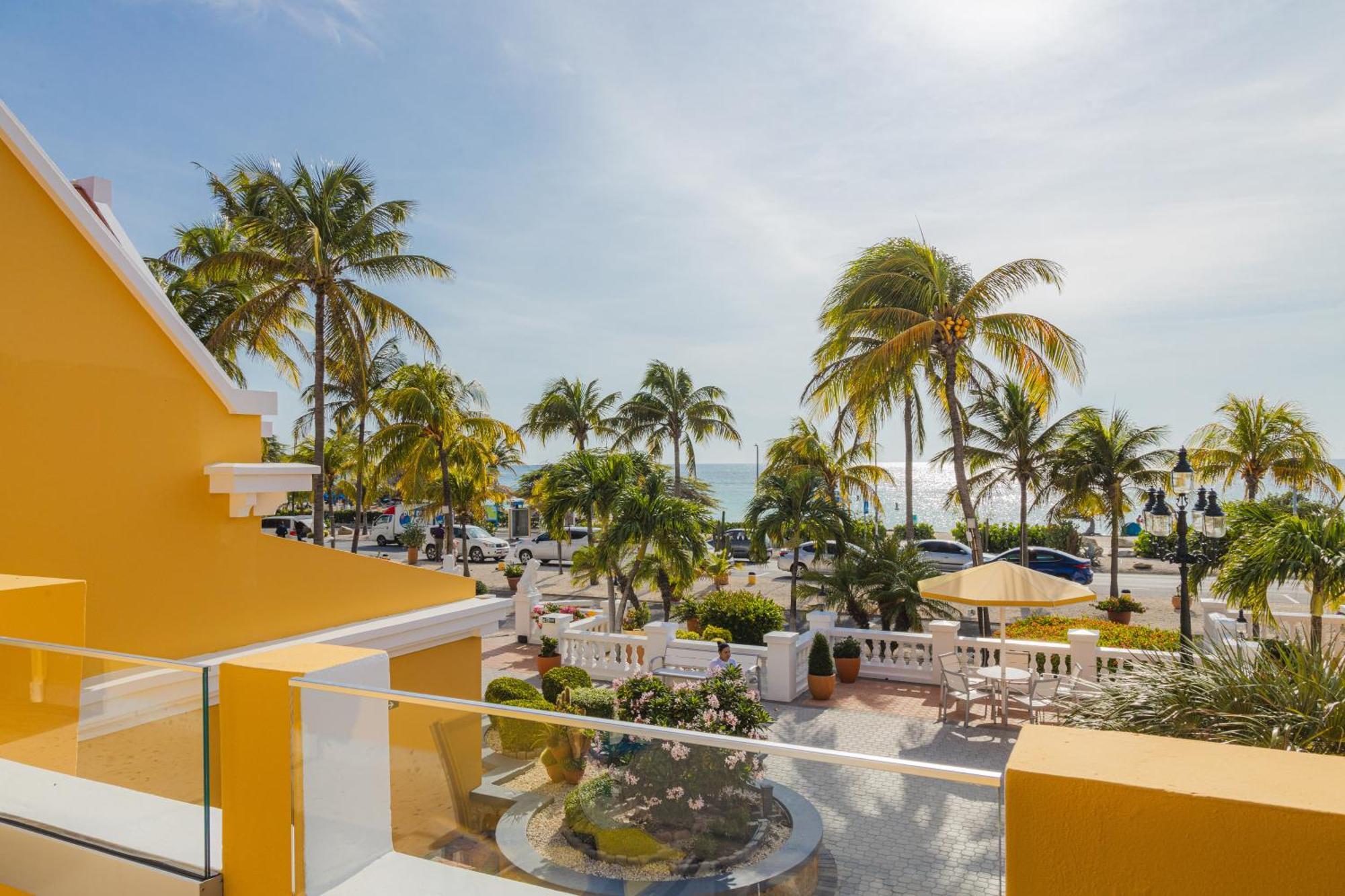 Amsterdam Manor Beach Resort Palm Beach Eksteriør bilde